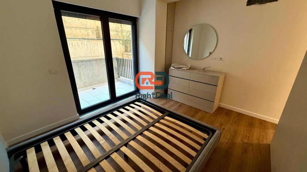 Tek Rezidenca Kodra E Diellit, Shitet Super Apartament 3+1+2+Verande, I Investuar !