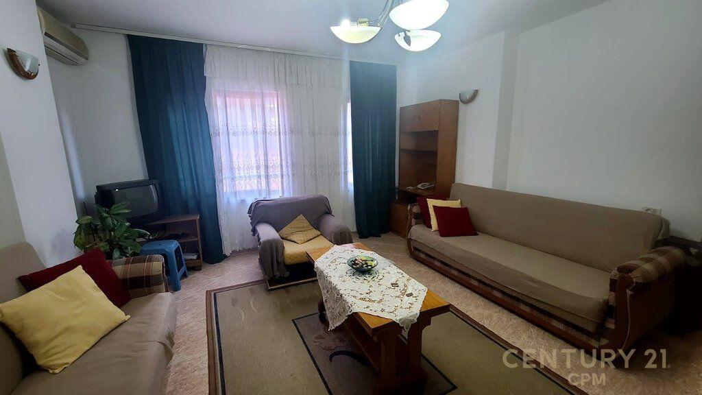 APARTAMENT 1+1 ME QIRA – ISH-BLLOKU, MBRAPA KINEMA AGIMIT 🎯