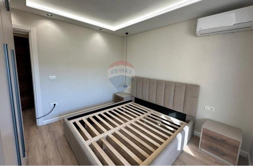 Apartament 1+1  Për Shitje  Rruga Muhamet Gjollesha, 21 Dhjetori, Tiranë!!! ID: 530471006-267
