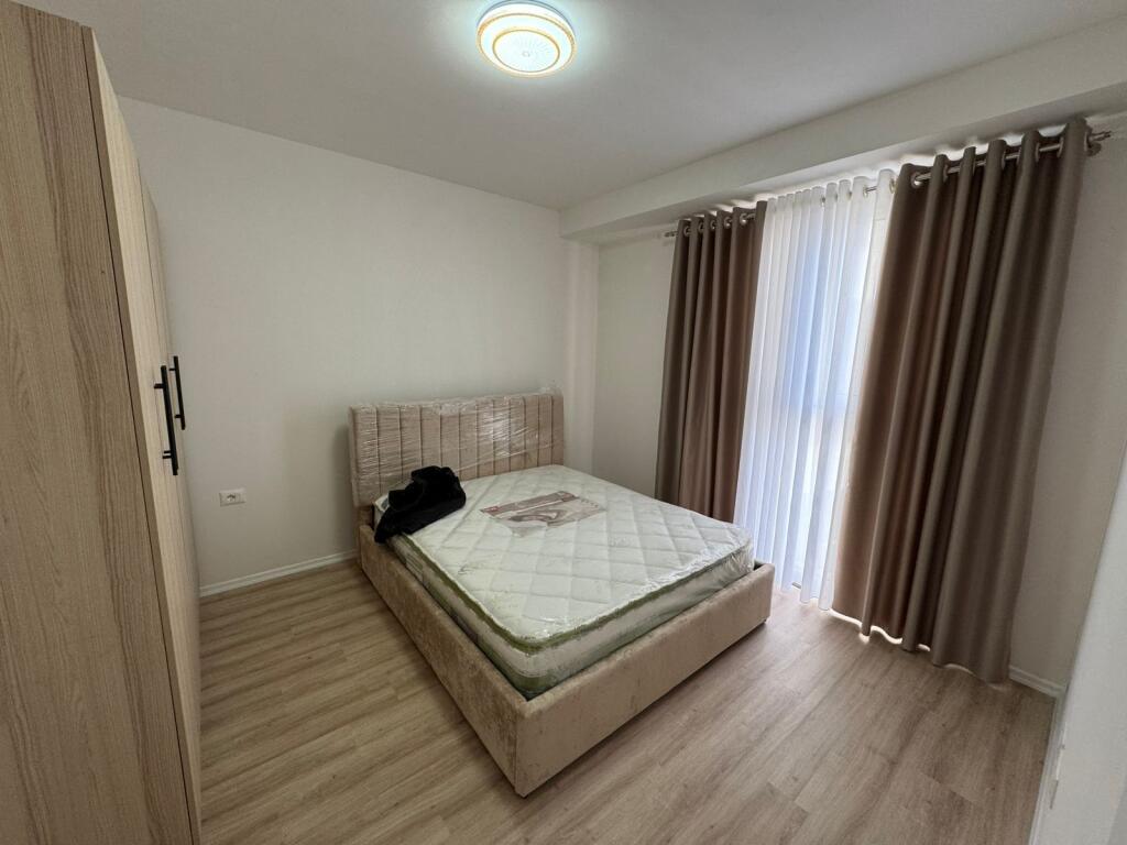 Apartament me qera 1+1+parkim Astir