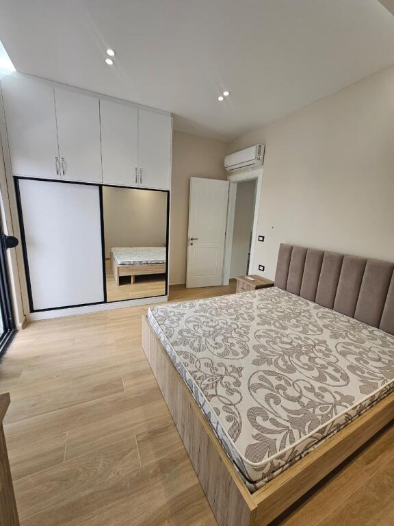 JEPET ME QERA SUPER APARTAMENT 1+1 NE KENETE DURRES