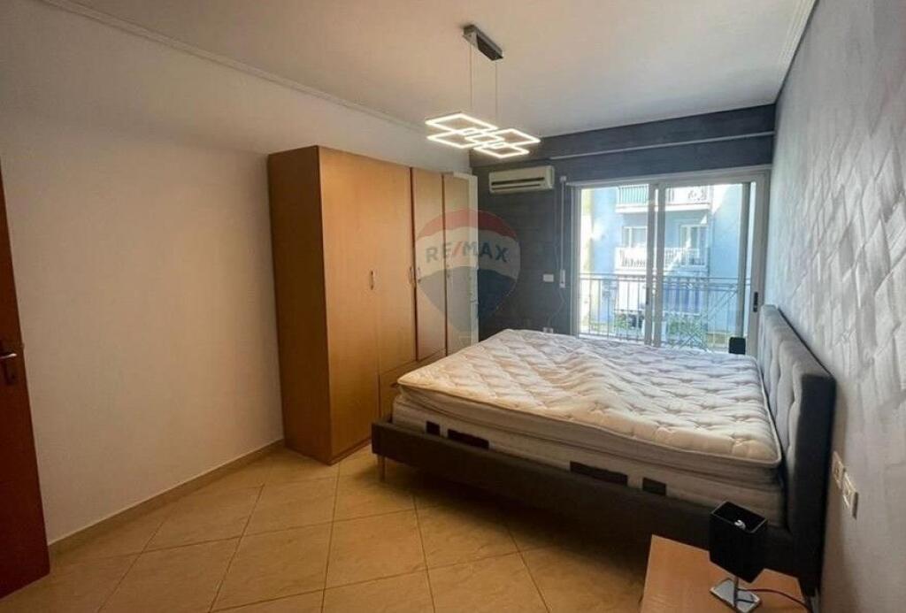 Apartament - Për Shitje - Kompleksi Kontakt, 21 Dhjetori, Tiranë  ID: 530411001-1268