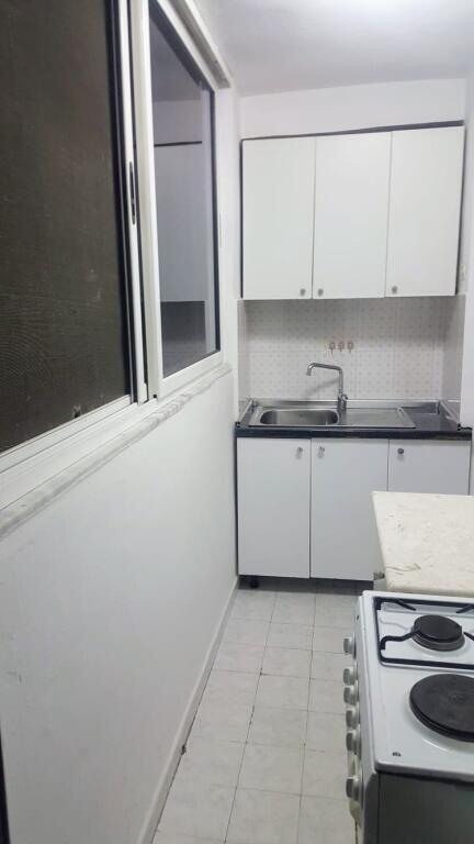 (Pa agjensi - 0 komision) Tirane, apartament në shitje 2+1+Aneks+banjo me dritare, Kati 4, çmimi: 110.000 Euro (Ali Demi)