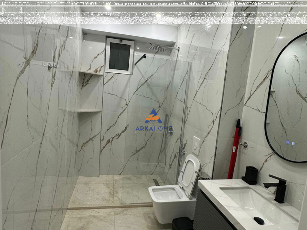 AFFITTASI APPARTAMENTO 1+1+BALCONE "TE ZOGU I ZI" 700 EURO