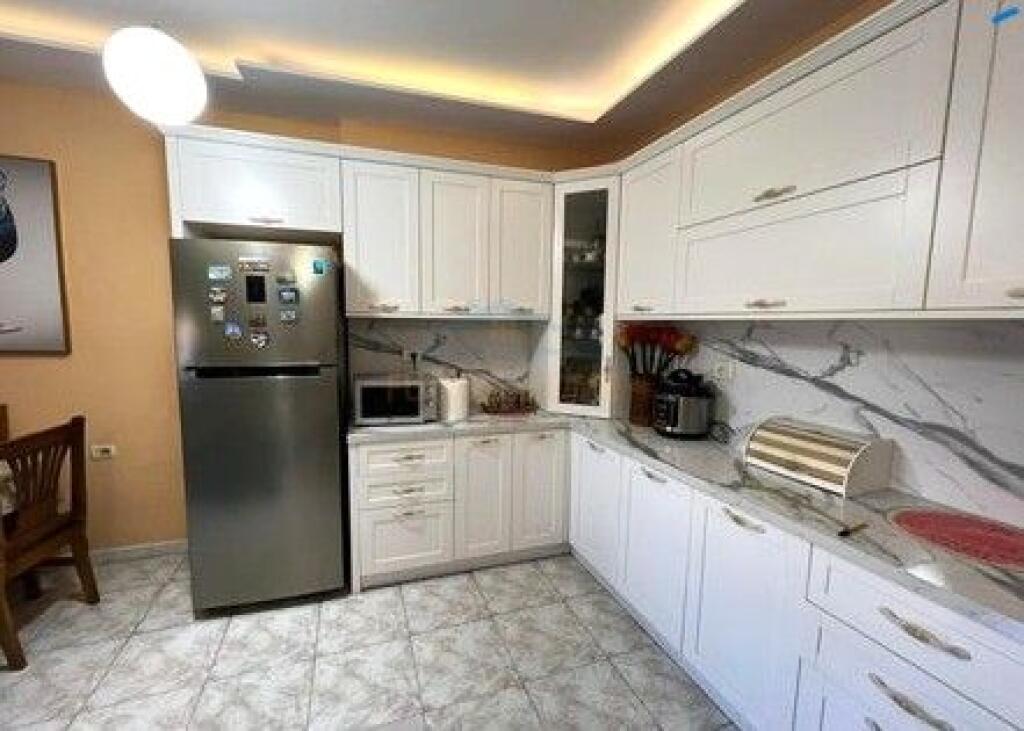 Apartament 2+1 per shitje prane rruges Don Bosko