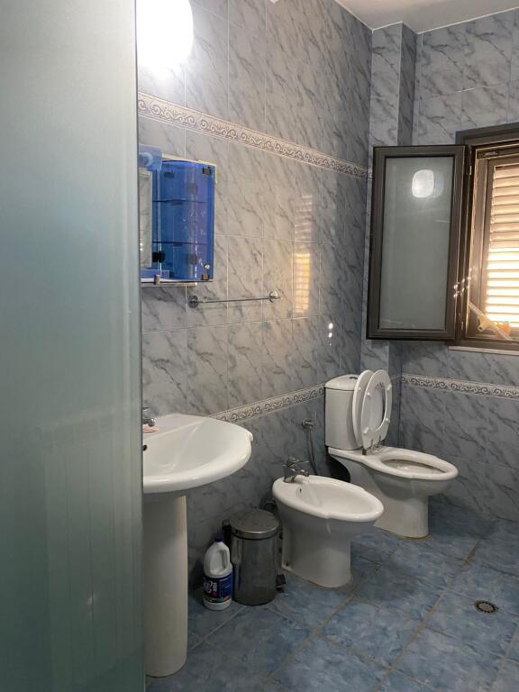 🏢 Business Premises for Rent – 180 m²  📍 Near the Faculty of Economics