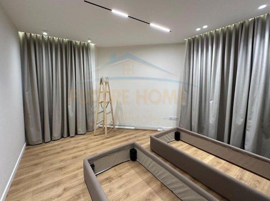 Qera, Apartament 2+1+ Post Parkimi, Green Valley, Tiranë.