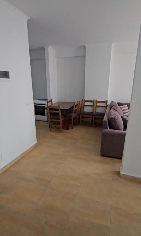 JEPET ME QIRA 2+1+1 ASTIR 50.000 LEKE