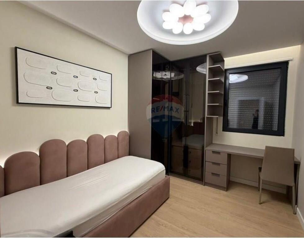 3+1+2 Modern - Rruga e Kosovareve