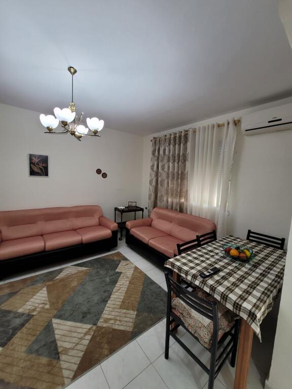 Appartamento in Affitto - 1+1 a Xhamllik presso vari bamit 34 000 leke