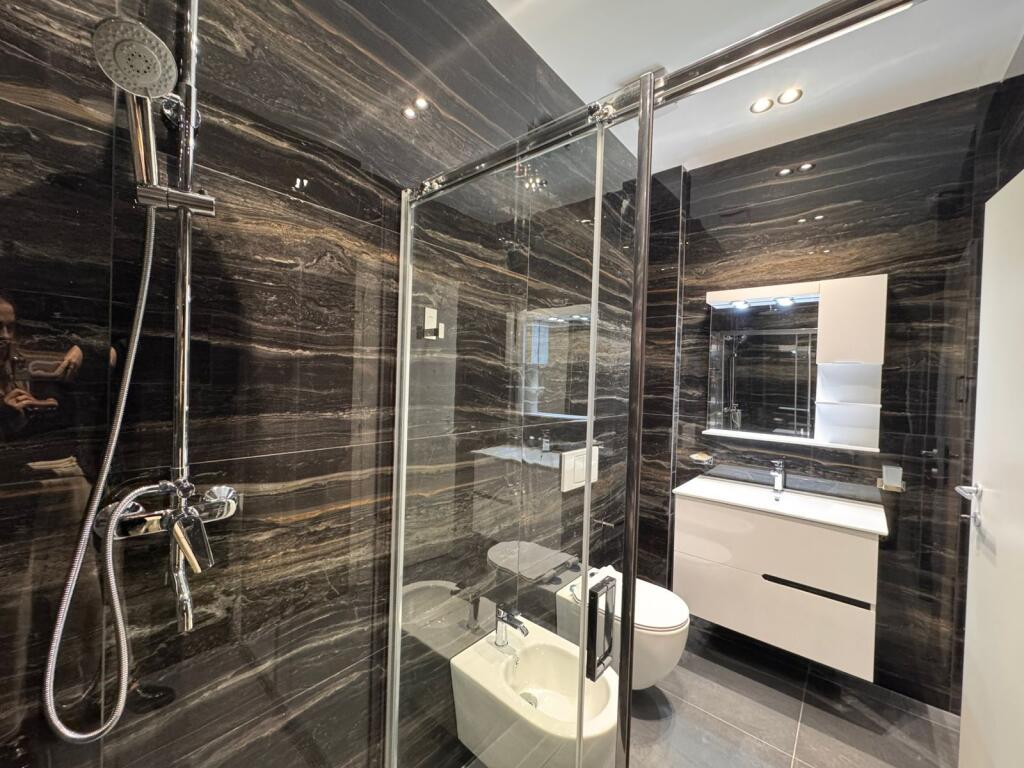 Apartament për qira 2+1 ish Tregu Elektrik