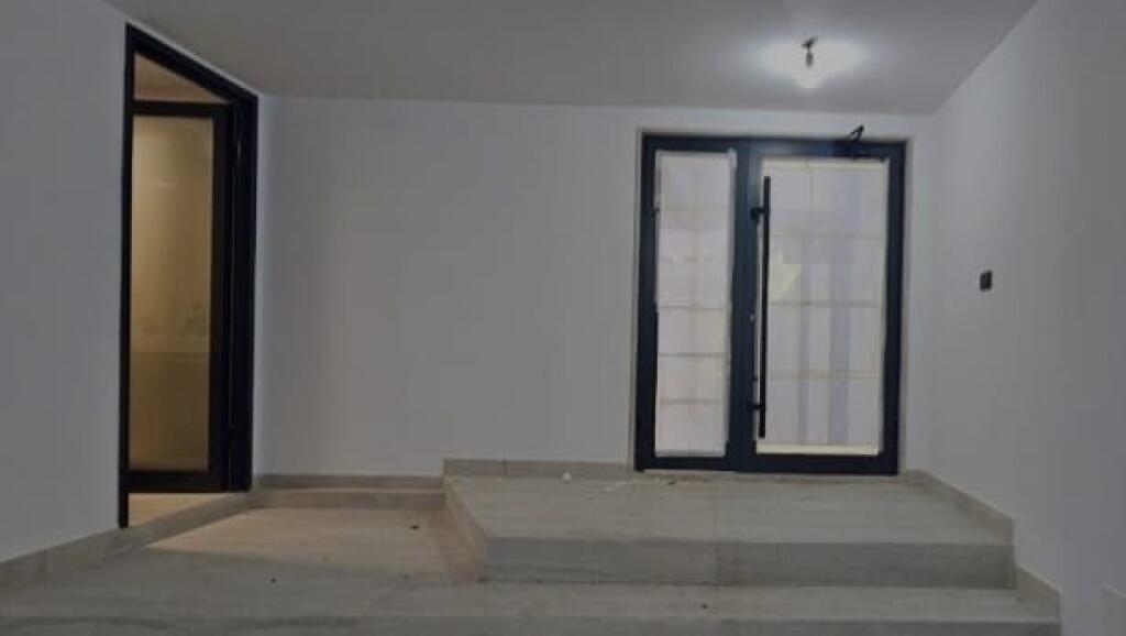 Negozio in affitto, Blloku!