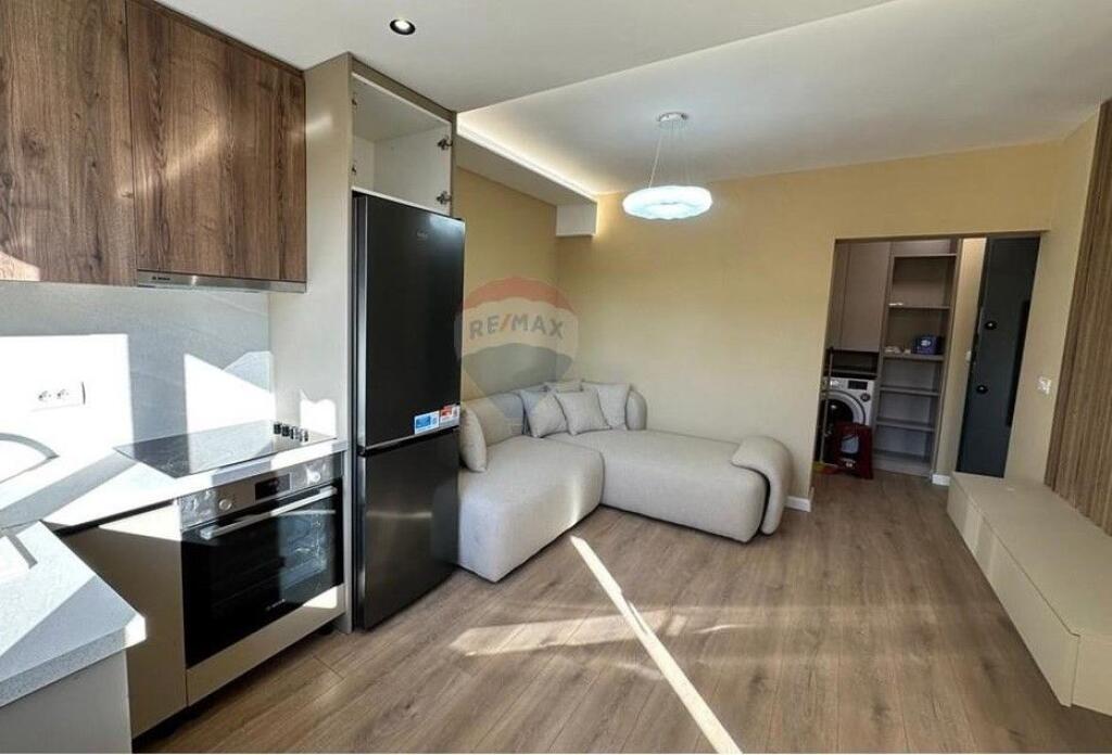 Apartament 1+1  Për Shitje  Rruga Muhamet Gjollesha, 21 Dhjetori, Tiranë!!! ID: 530471006-267
