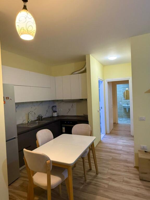 Apartament 2+1 me qera tek Fiori Di Bosko