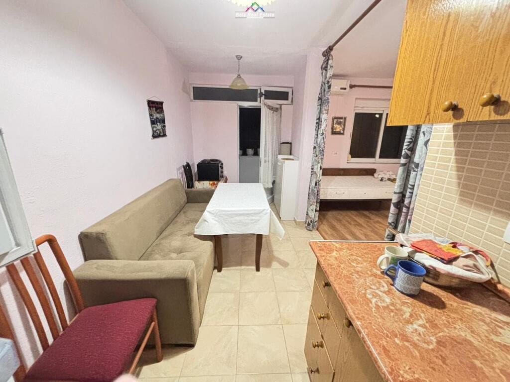 Apartament Me qera 1+1 Ne Qender (ID B211398) Tirane
