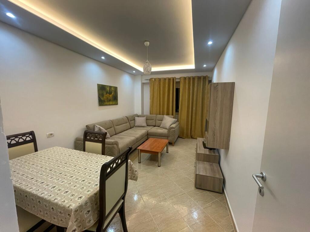 🏡 APARTAMENT ME QERA  1+1 PLAZH