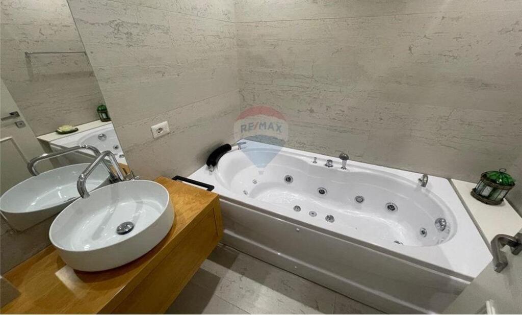 Apartment - For Sale - Medar Shtylla Street, Paris Commune, Tirana ID: 530361001-925