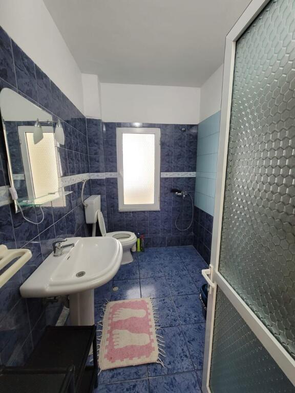 Appartamento in Affitto - 1+1 a Xhamllik presso vari bamit 34 000 leke