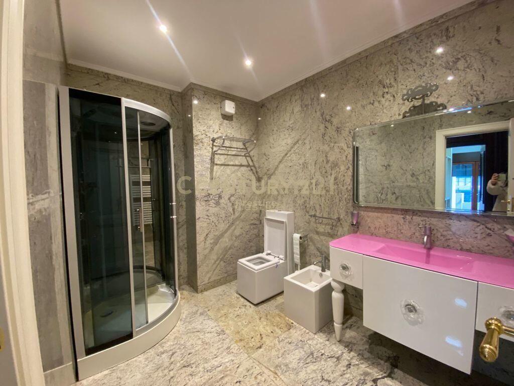 OFFICE SPACE FOR RENT, LOCATED NEAR THE "AIR ALBANIA" STADIUM, TIRANA! 5,000 € /Month Total Area 450m2