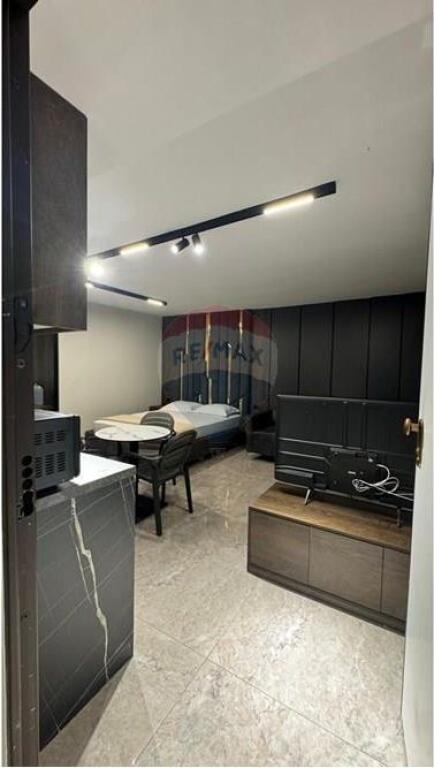 SHITEN 2 GARSONIERE PRANE MOZAIKUT, RR. KAVAJES