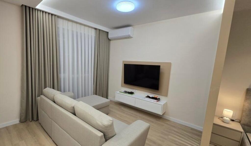 Garsoniere me qera pas amerikan 2