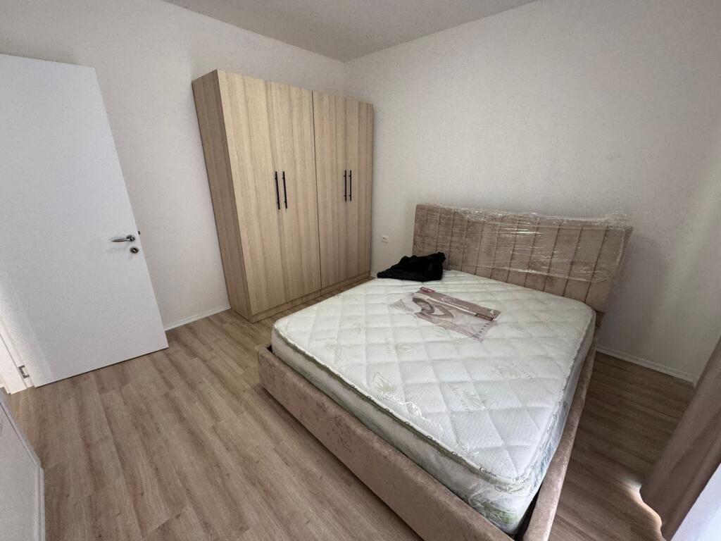 Apartament me qera 1+1+parkim Astir