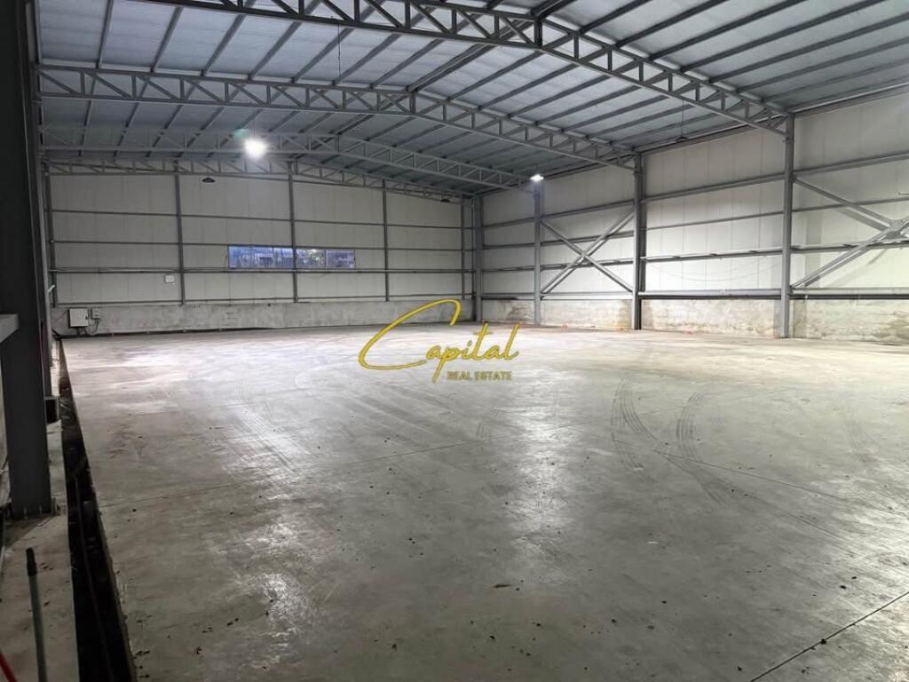 MAGAZZINO IN AFFITTO 300 M2 KAMEZ 230.000 LEKE