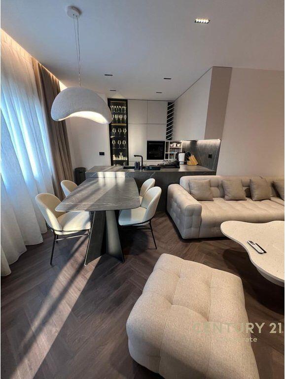 SHESIM APARTAMENT LUKSOZ 2+1 PRANE FAKULTETIT EKONOMIK 288,000 € Sip. Totale  103m2