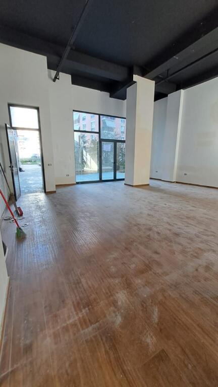 🏢 Ambient Komercial me Qira | Astir, Tiranë​