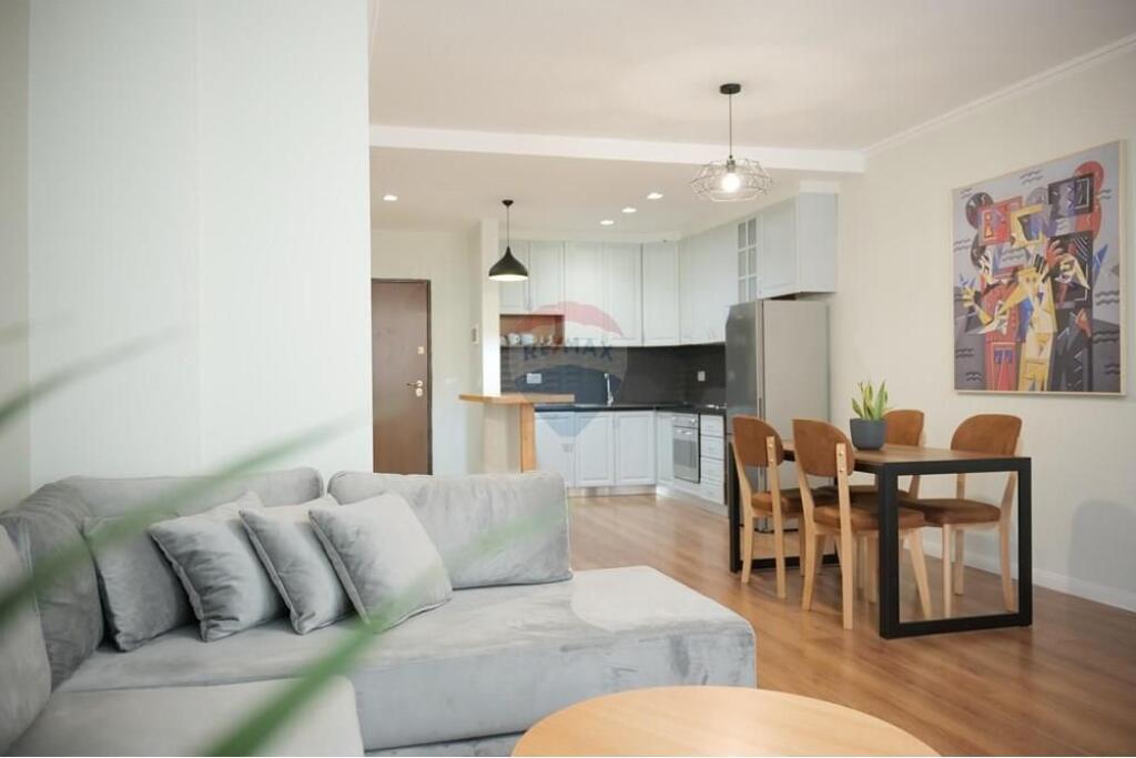 Apartament 1+1 me Qira prane Nobis!