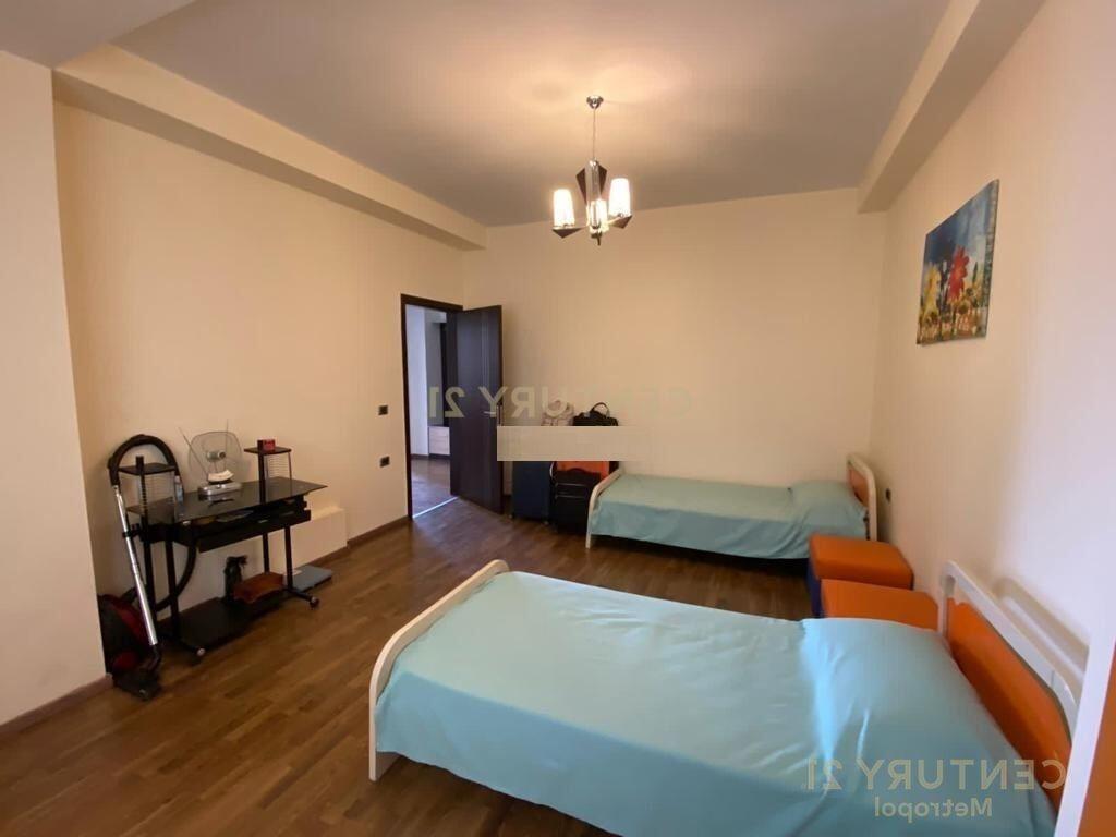 Apartament 2+1+2 për Qira