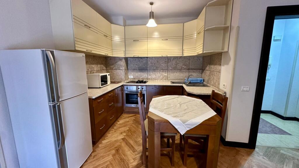 Apartament 1+1 Pazari I Ri