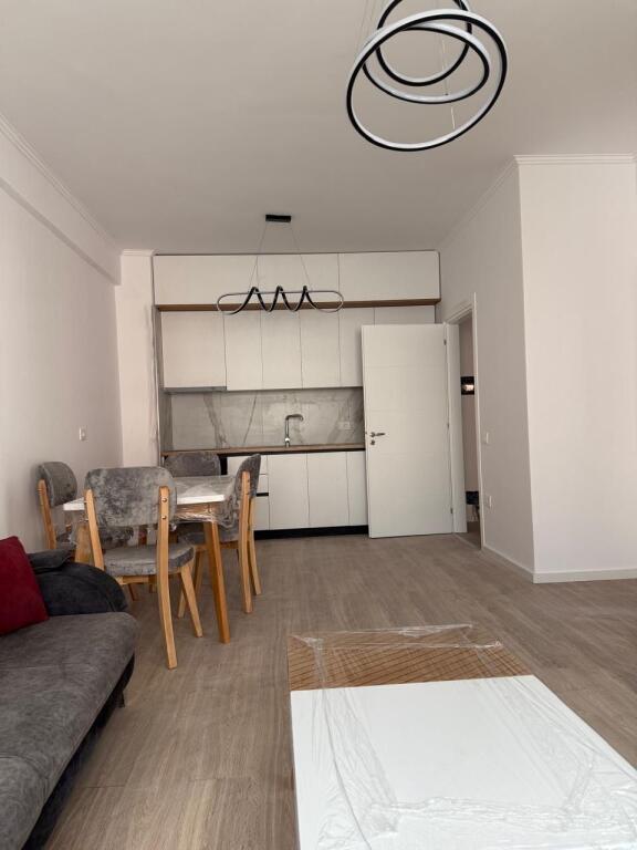 Apartament me qera 1+1 te Urban Gate në Astir!