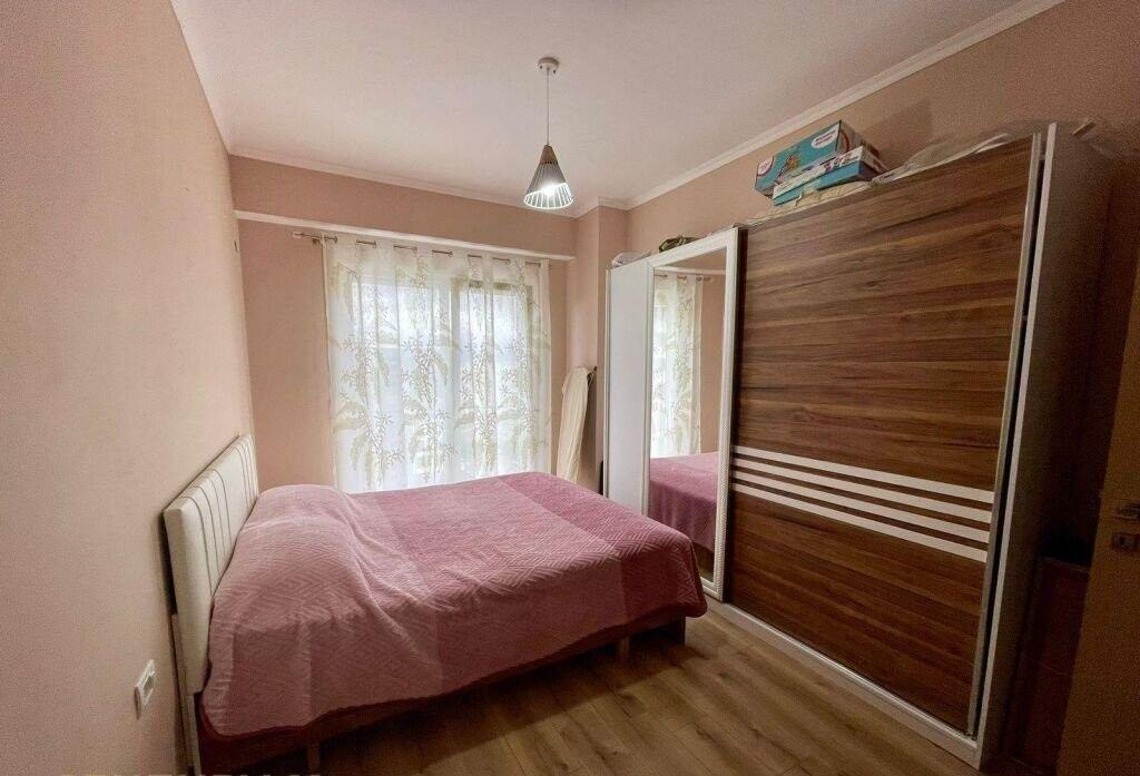 Apartament me qira 1+1 tek tregu elektrik