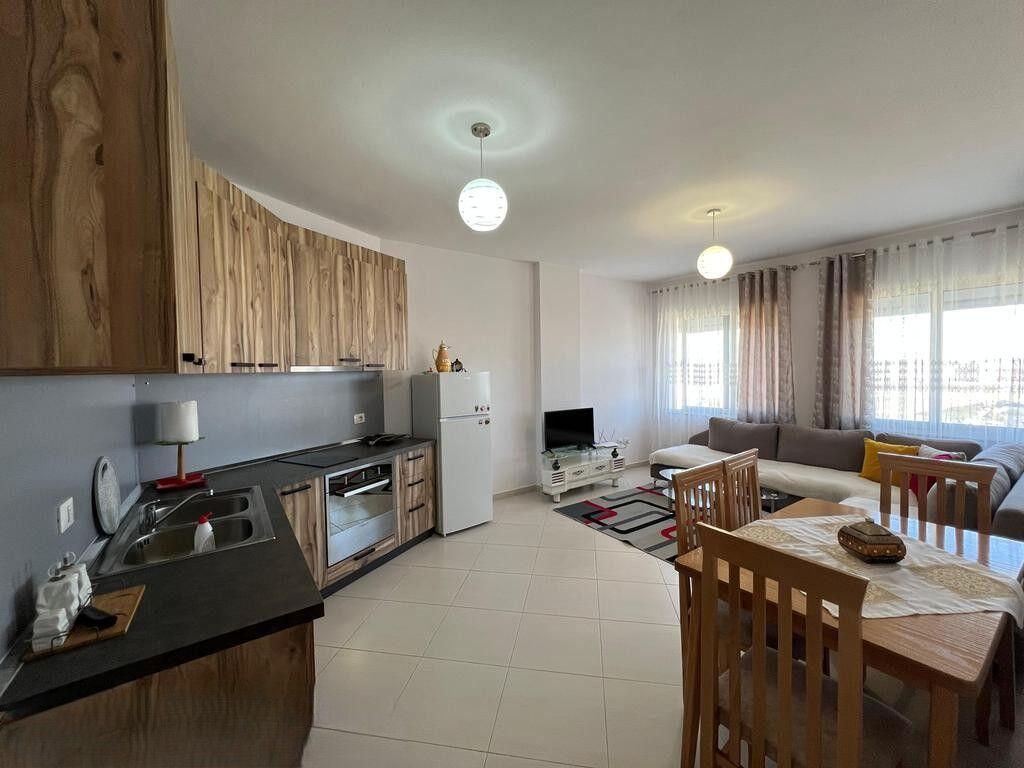 Apartament 1+1 ne Astir, buze bulevardit te ri! 107,000 €