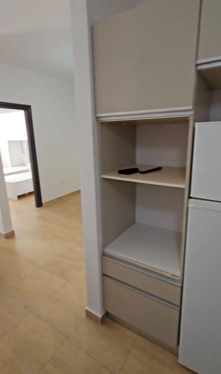 JEPET ME QIRA 2+1+1 ASTIR 50.000 LEKE