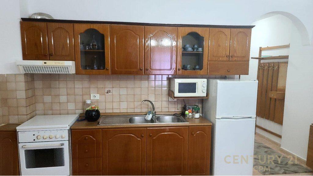 APARTAMENT 1+1 ME QIRA – ISH-BLLOKU, MBRAPA KINEMA AGIMIT 🎯