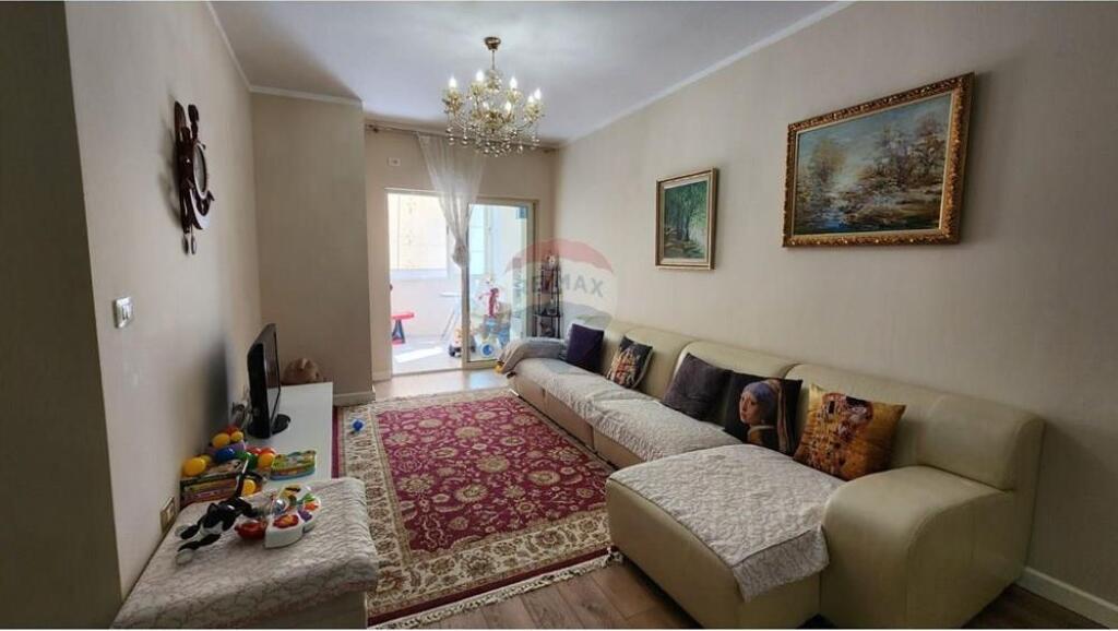 Qira - Apartament 2+1 ne Yzberisht !