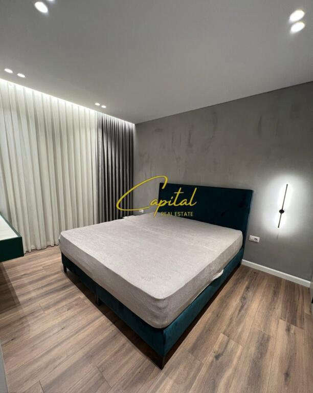 APARTAMENT ME QERA 2+1 ISH FUSHA AVIACIONIT 700 EURO