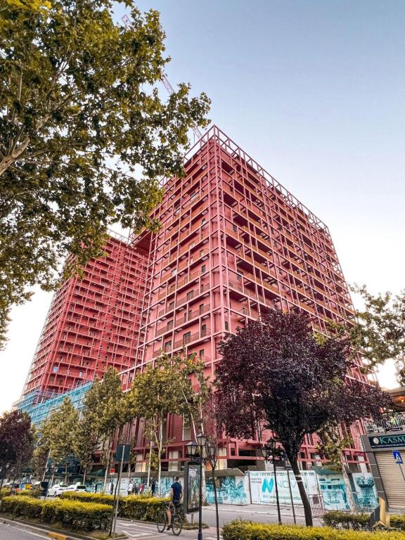 🌆Shitet Apartament 3+1 te Tirana Garden Building!