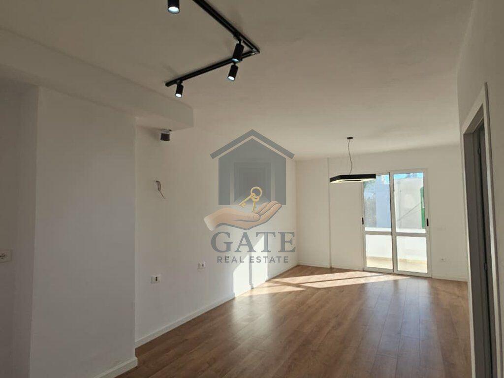 Apartament 2+1 për Shitje – Pranë Spitalit Rajonal, Durrës