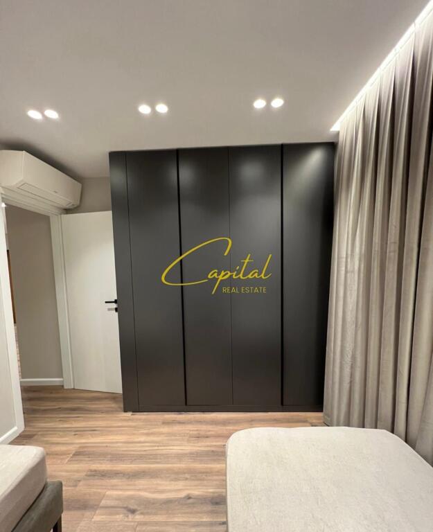 APARTAMENT ME QERA 2+1 ISH FUSHA AVIACIONIT 700 EURO