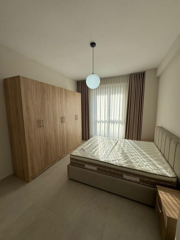 Qera Apartament 2+1+2 / + Post Parkimi,Komuna e Parisit