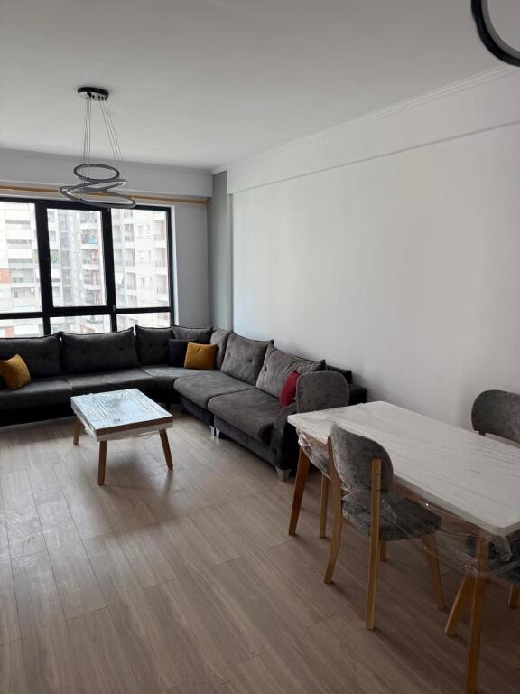 Apartament me qera 1+1 te Urban Gate në Astir!