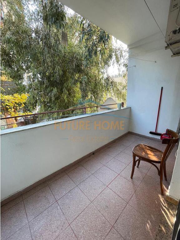 JAP APARTAMENT ME QERA 2+1, RRUGA E ELBASANIT.