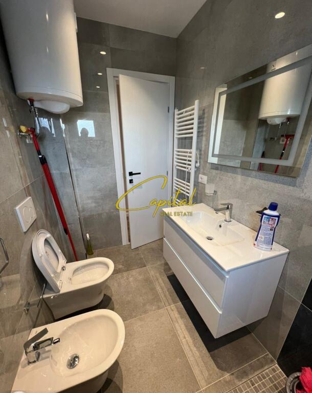 APARTAMENT ME QERA 2+1 ISH FUSHA AVIACIONIT 700 EURO