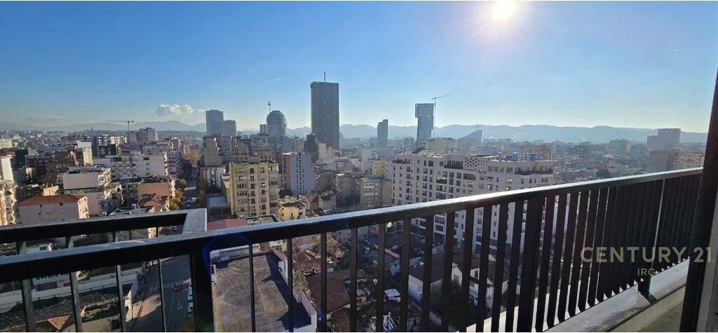 Via Barrikadave, Appartamento 1+1 Vuoto + Posto Auto!