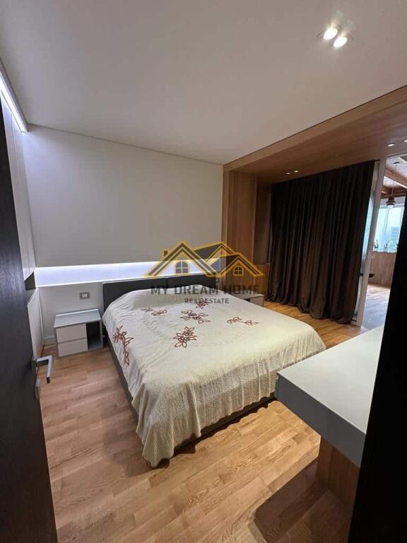 LUXURY APARTAMENT NE SHITJE