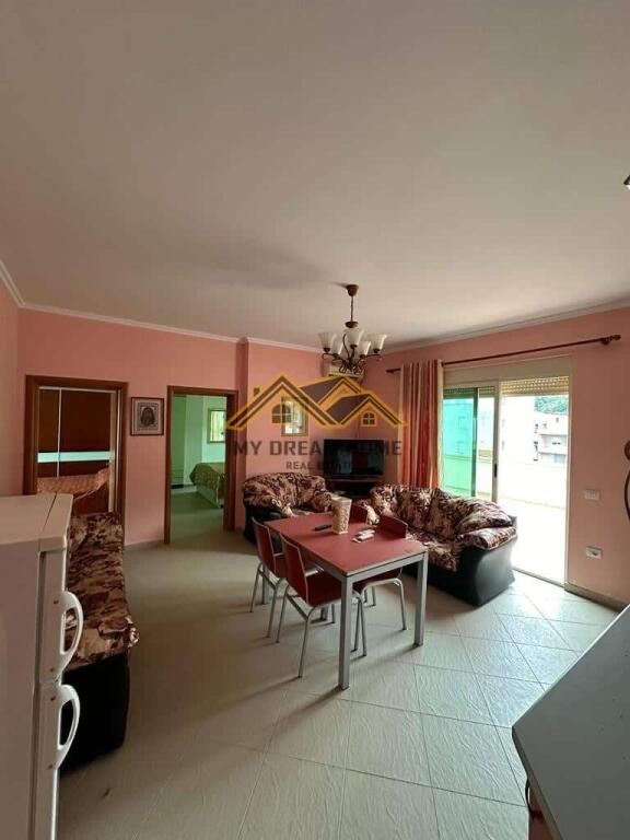 SHITET PAPAFINGO+VERANDE ME PAMJE NGA DETI TEK SHKEMBI I KAVAJES!!