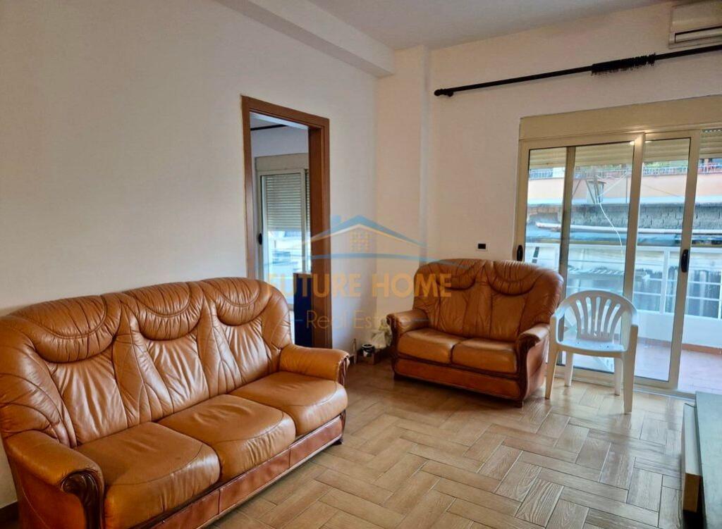 Qera, Apartament 2+1 Rruga Him Kolli, Tirane